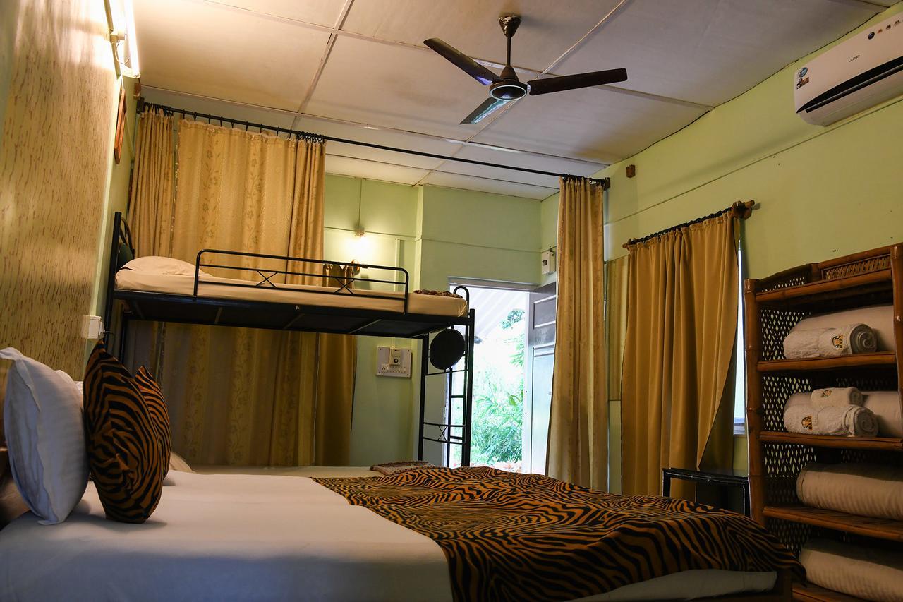 Baaz Jungle Resort Khawāsa Eksteriør billede